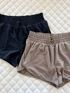 All in Motion Women's L Workout Shorts Set – Black & Tan – Great Condition